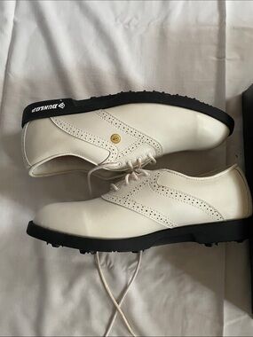 Dunlop Men's White Golf Shoes with Black Sole